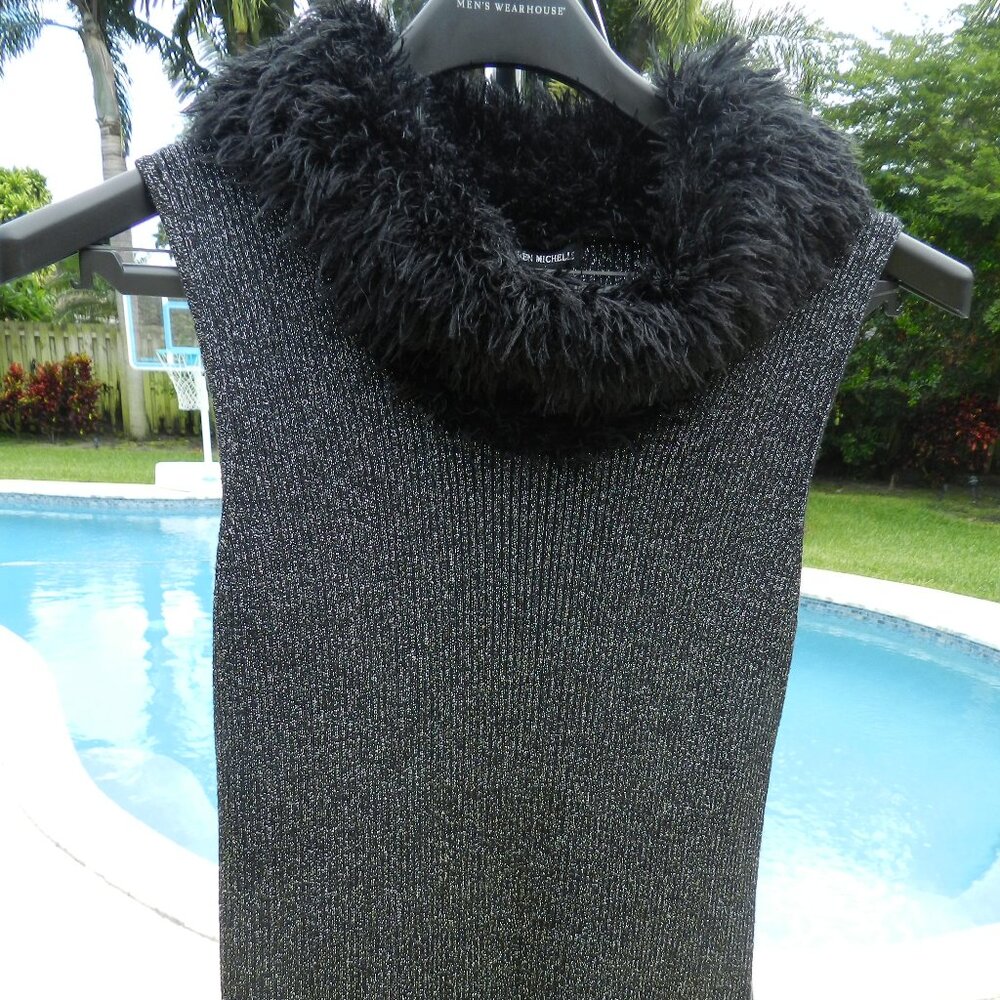 Lauren Michelle Black Metallic Knit Sleeveless Top w/ Faux Fur Collar - Size M